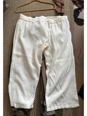J crew wide leg white cropped pant xxl